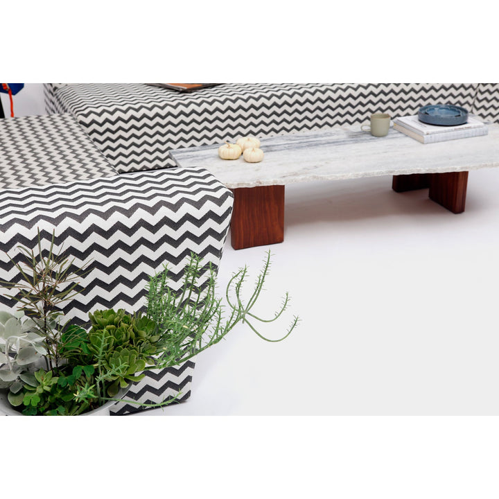 Caroline Outdoor Sofa In Zigzag