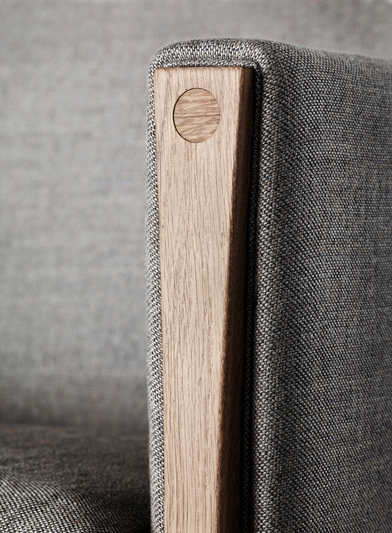 CH162 Sofa - Carl Hansen & Son - Sofas - Soaped Oak - Fabric - Gabriel Mood - 04104 - HORNE