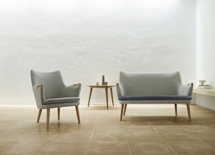CH71 Lounge Chair - Carl Hansen & Son - Chairs - White Oiled Oak/Hallingdal 130 Cushion - HORNE