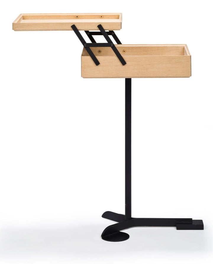 Comodo Table - Karakter - Coffee Tables - Lacquered Oak - HORNE