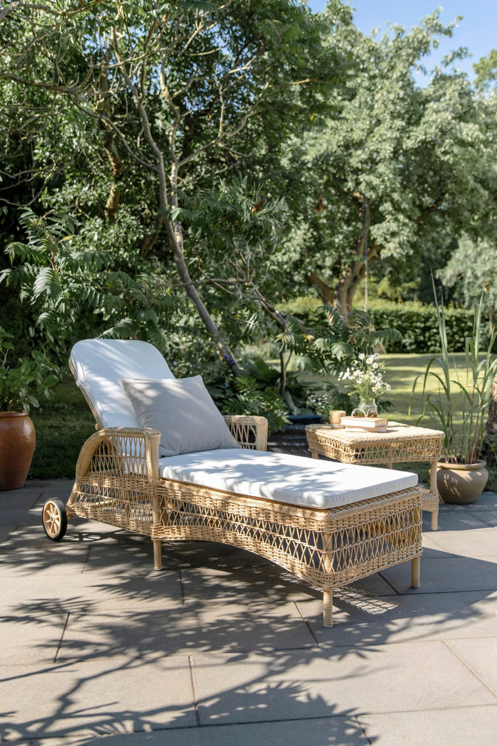 Daisy Sunbed - Exterior - Sika Design - Outdoor Furniture - Natural - HORNE