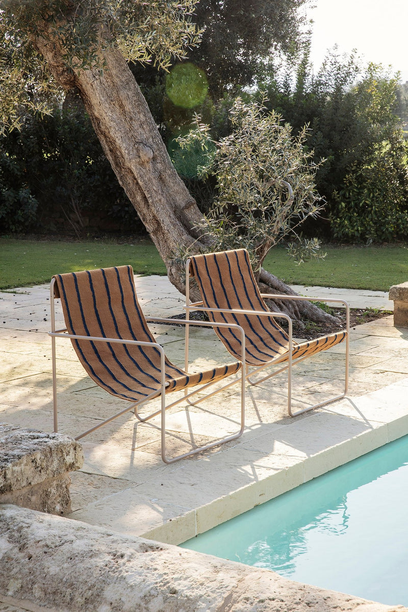 Swatch, Chair 1: Soil