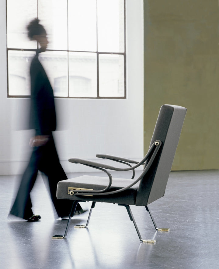 Digamma Armchair - Santa & Cole - Chairs - Gabriel Step - 60092 - HORNE