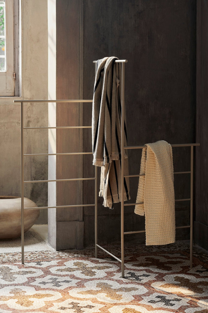 Dora Clothes Stand - Ferm Living - Shelving - White - HORNE
