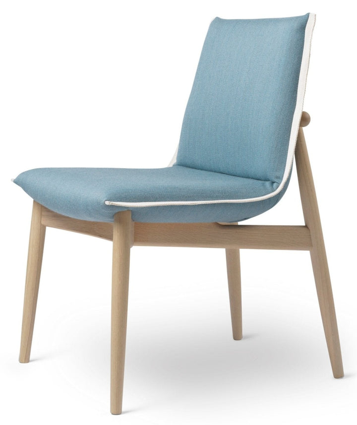E004 Embrace Chair - Carl Hansen & Son - Chairs - White Oiled Oak/Mood 3103 Fabric - HORNE