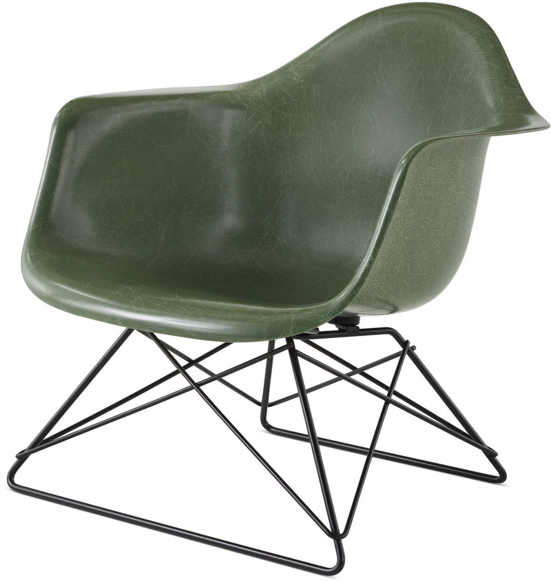 Eames® Wire Base Low Armchair – Fiberglass - Herman Miller® - Chairs - White - Parchment - HORNE
