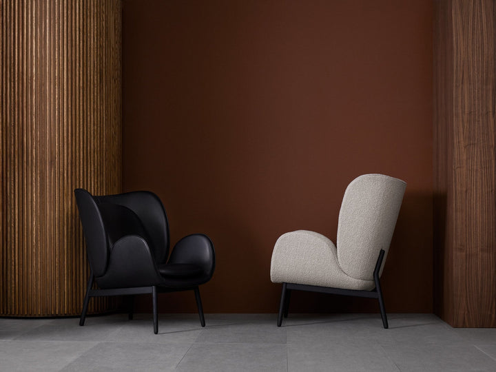 Embrace Chair - Fogia - Chairs - Barnum - Pine - Wood - HORNE