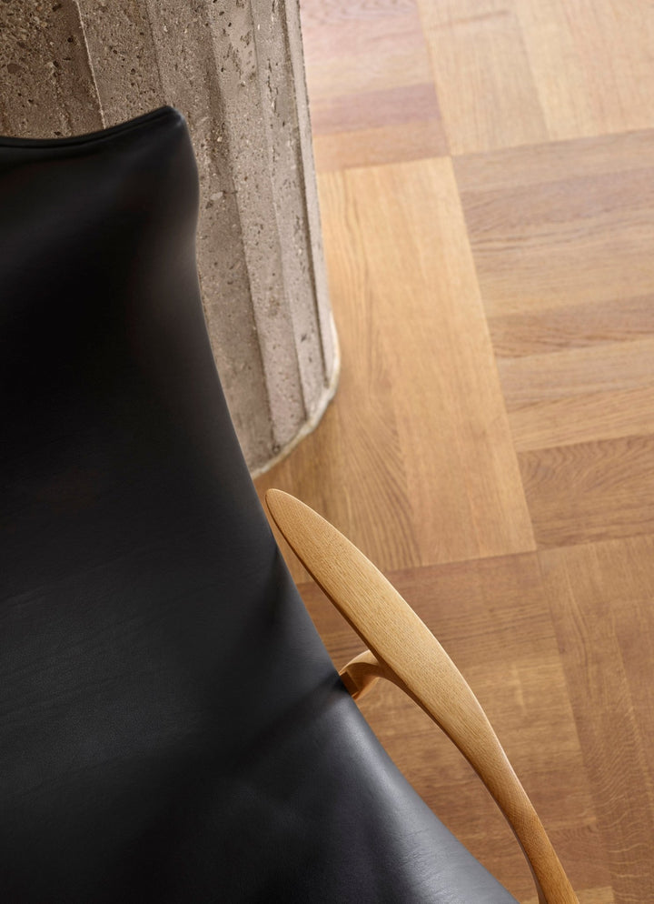 FH429 Signature Chair - Carl Hansen & Son - Chairs - White Oiled Oak - HORNE