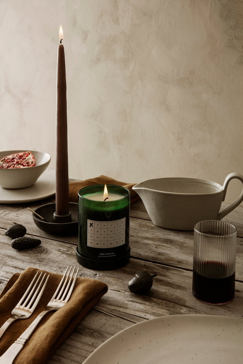 Flow Sauce Boat - Ferm Living - Dinnerware - Black - HORNE