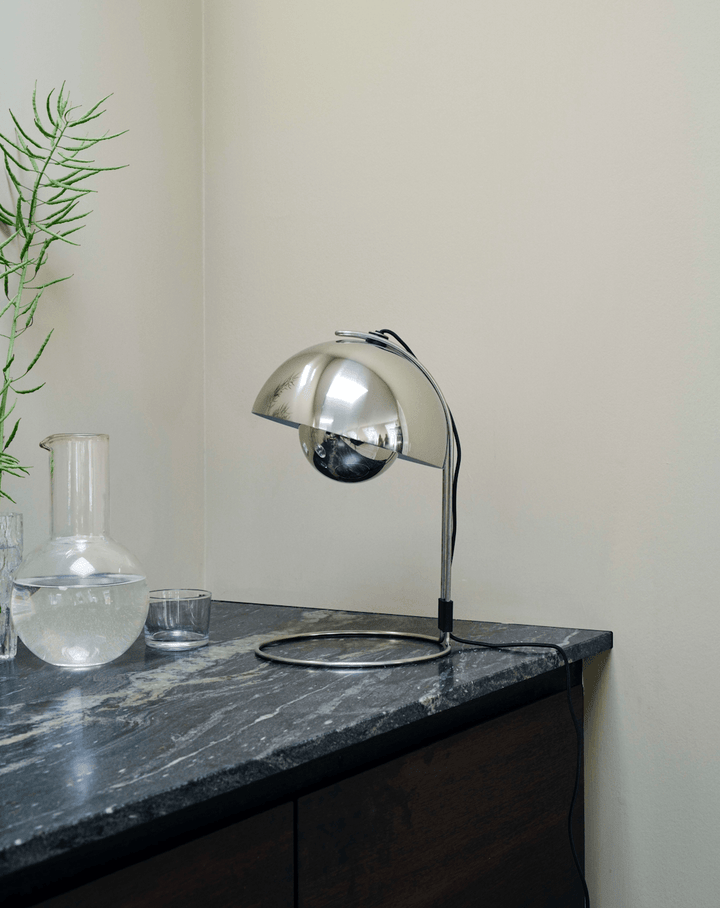 Flowerpot VP4 Table Lamp - &Tradition - Table + Task - Matte Black - HORNE