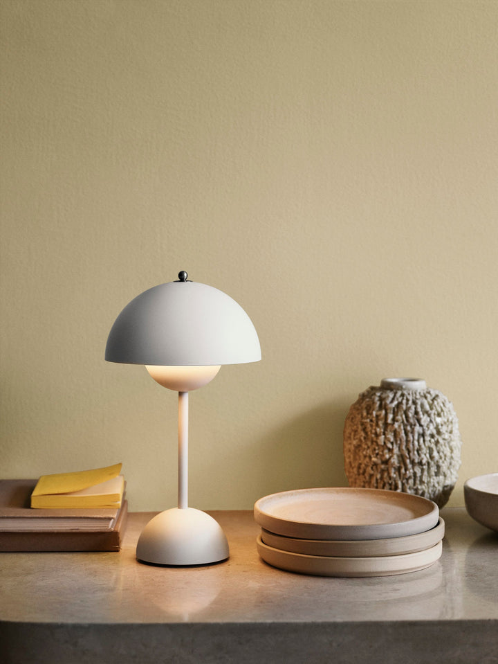 Flowerpot VP9 Table Lamp - &Tradition - Table + Task - Signal Green - HORNE