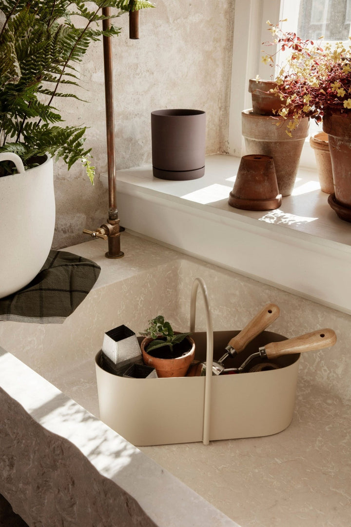 Grib Toolbox - Ferm Living - Vases - Olive - HORNE
