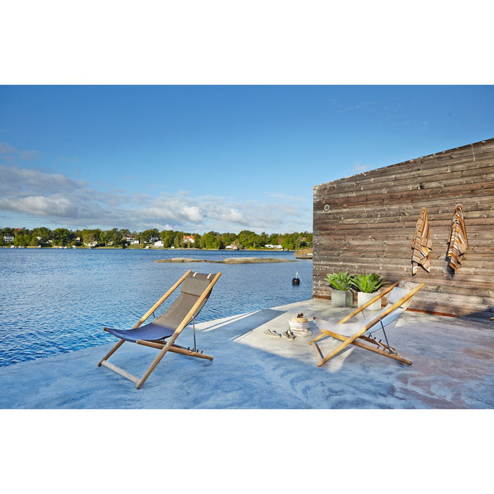 H55 Teak Lounger