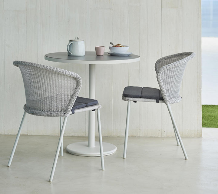 Lean Chair - Cane Line - Outdoor Furniture - White Grey - Add Grey Natté Cushion - HORNE