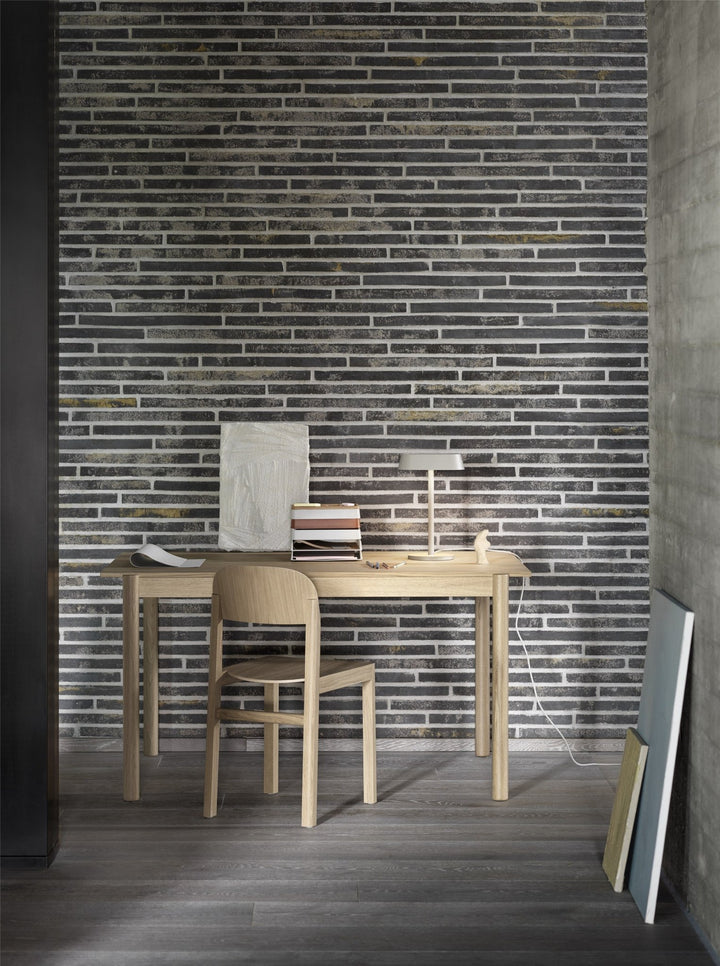 Linear Table Lamp - Muuto - Table + Task - Grey - HORNE