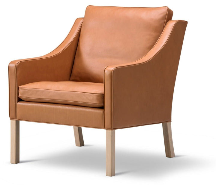 Mogensen 2207 Club Chair - Lacquered Oak - Fredericia - Chairs - HORNE