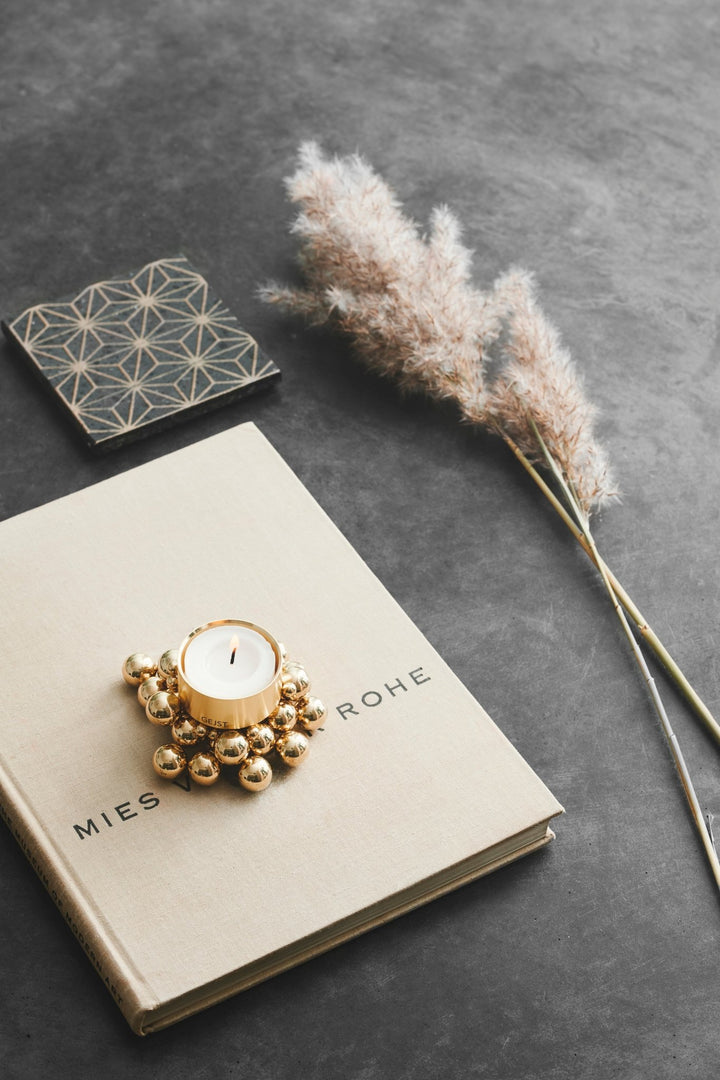 Molekyl Tealight Holder - Gejst - Candle Holders - Brass - HORNE