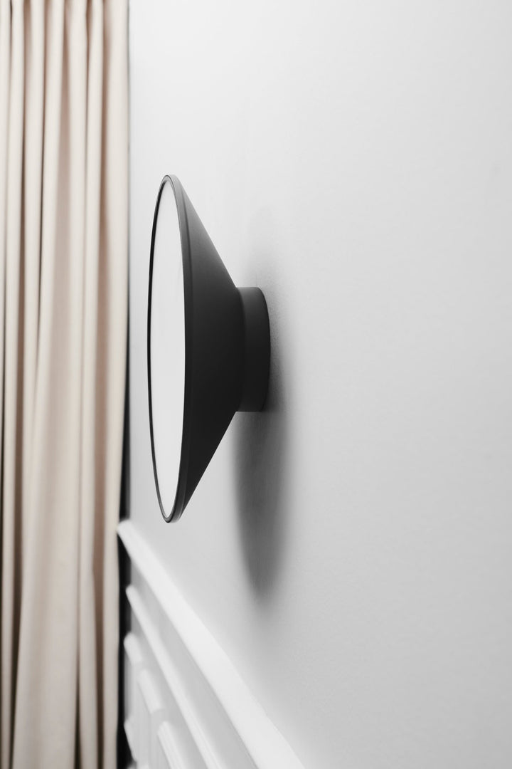 Momentt Wall Clock - Gejst - Clocks - White - HORNE