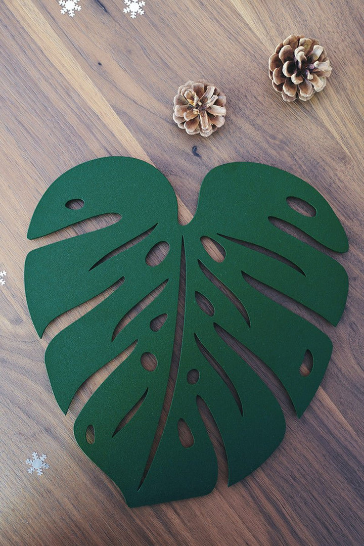 Monstera Trivet - HORNE