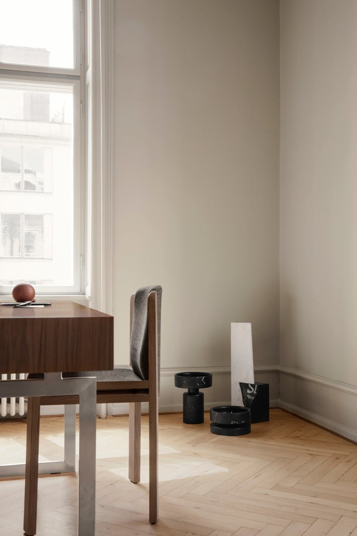 Office Desk - Karakter - Coffee Tables - White Lacquered Oak - Grey - HORNE