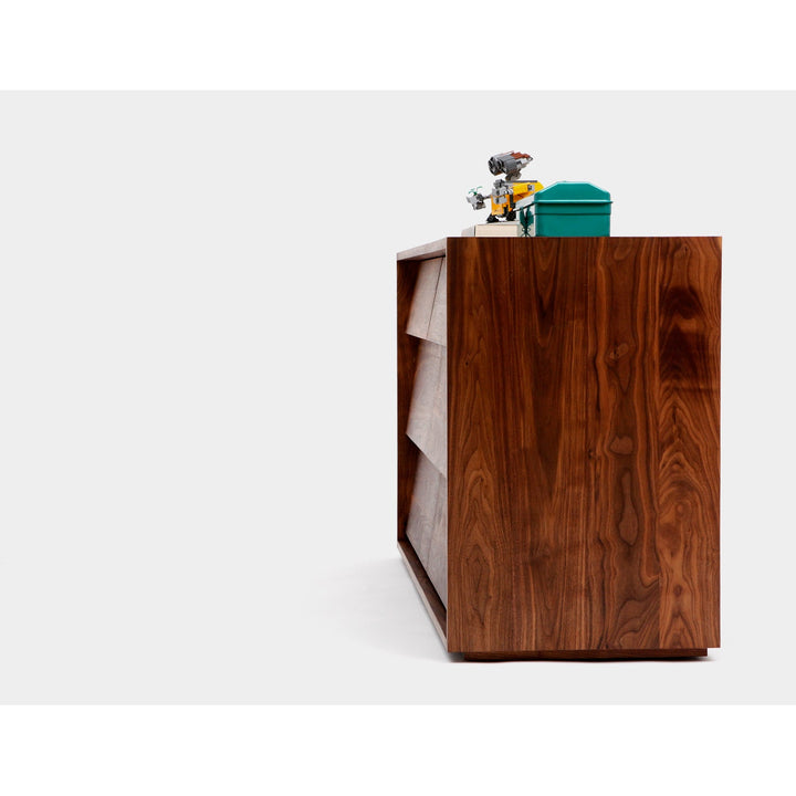 THN XL 4 Dresser
