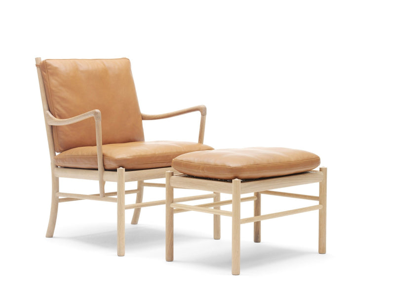 OW149F Colonial Foot Stool - Carl Hansen & Son - Stools + Benches + Ottomans - Soaped Oak/Thor 307 - HORNE