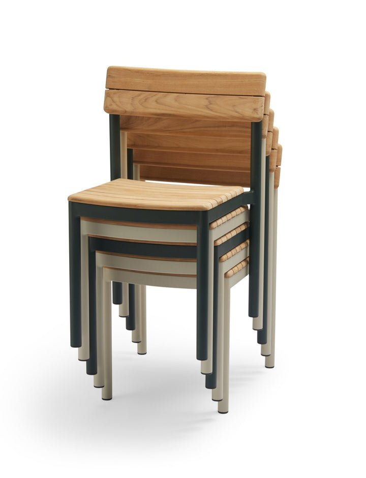 Pelagus Chair - Skagerak by Fritz Hansen - Chairs - Hunter Green - Add Cushion - HORNE