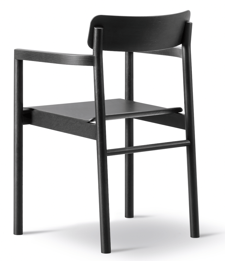 Post Chair - Fredericia - Chairs - Black Lacquered Oak - HORNE