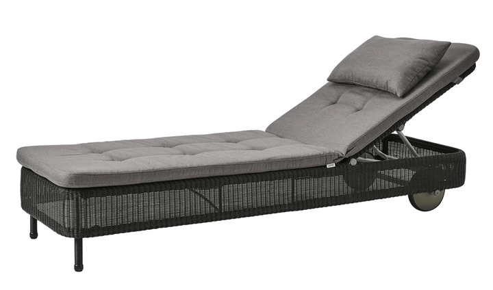 Presley Sunbed - Cane Line - Outdoor Furniture - Black - Taupe Natté w/QuickDry & Airflow system - HORNE
