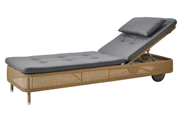 Presley Sunbed - Cane Line - Outdoor Furniture - Natural - Grey Natté - HORNE