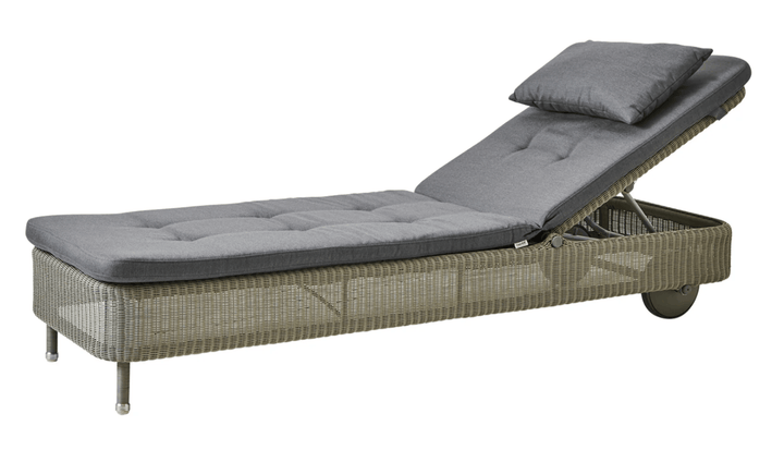 Presley Sunbed - Cane Line - Outdoor Furniture - Taupe - Grey Natté - HORNE