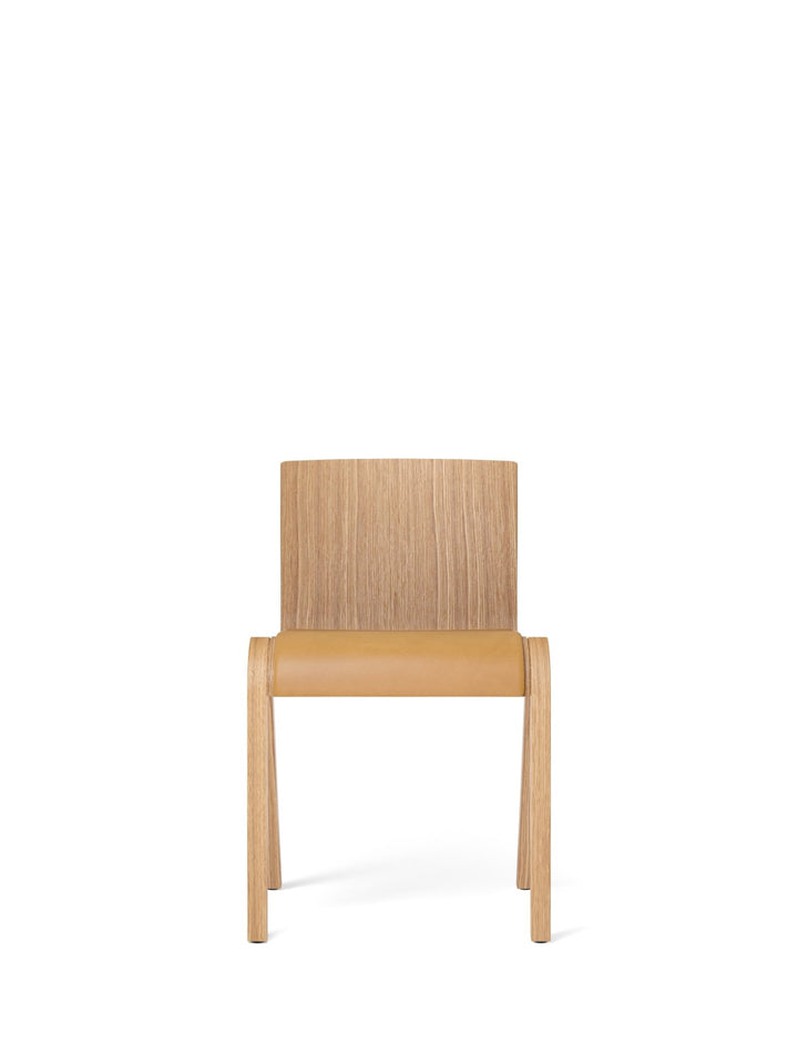 Ready Dining Chair - Audo Copenhagen - Chairs - Red - Stained Oak - Red - Stained Oak - Red - Stained Oak - HORNE