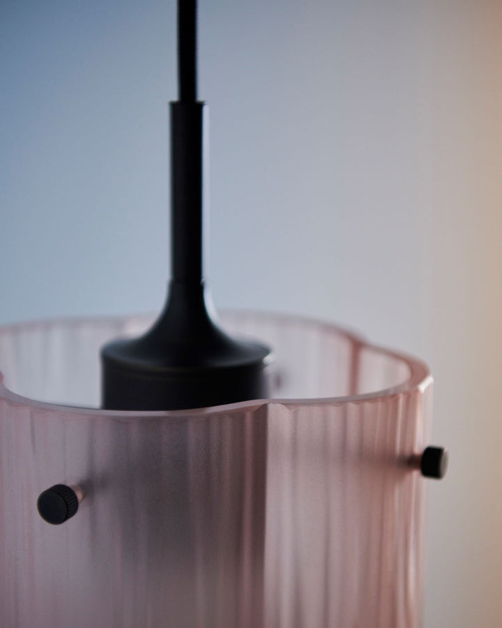 Seine Pendant - Gubi - Pendants - Smoke - HORNE