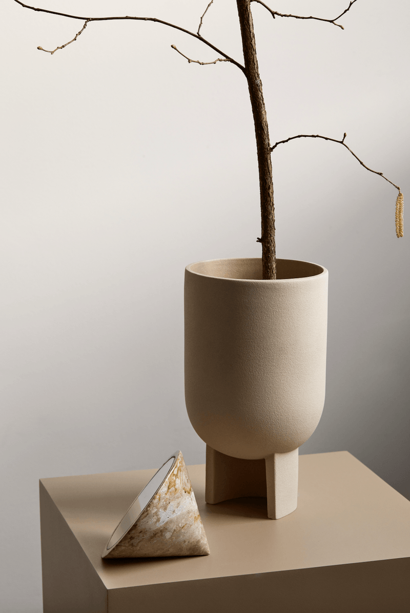 Serene Flowerpot - Kristina Dam - Outdoor Accessories - Small - Sand - HORNE