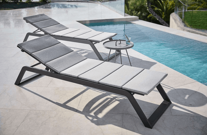 Siesta Sunbed - Cane Line - Outdoor Furniture - Light Grey - No Cushion - HORNE