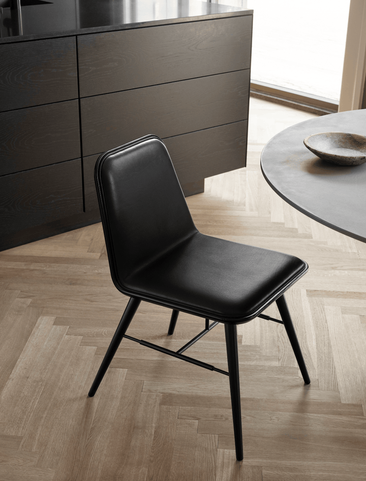 Spine Wood Base Chair - Black Lacquered Oak - Fredericia - Chairs - Primo 88 - HORNE