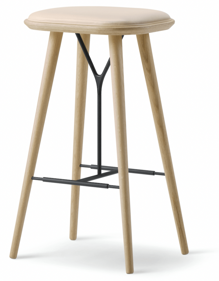 Spine Wood Base Stool - Lacquered Oak - Fredericia - Stools + Benches + Ottomans - Bar Height - Vegeta 90 - HORNE
