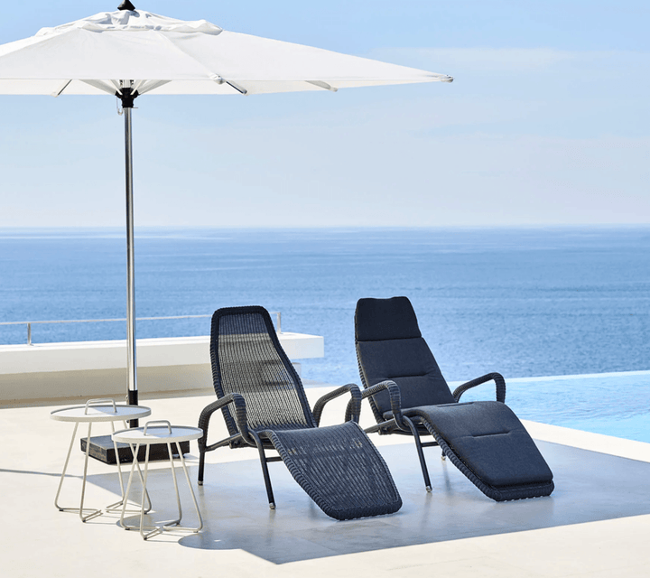 Sunrise Sunchair - Cane Line - Outdoor Furniture - Black Natté w/QuickDry & Airflow System - HORNE