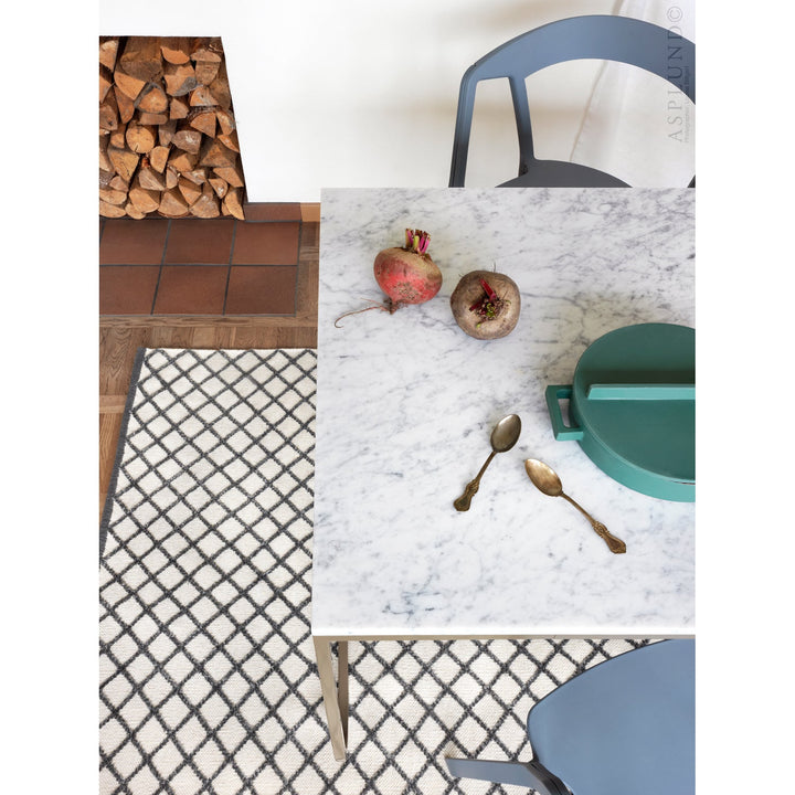 NO MARBLE---TATI Dining Table 140 - No Overhang