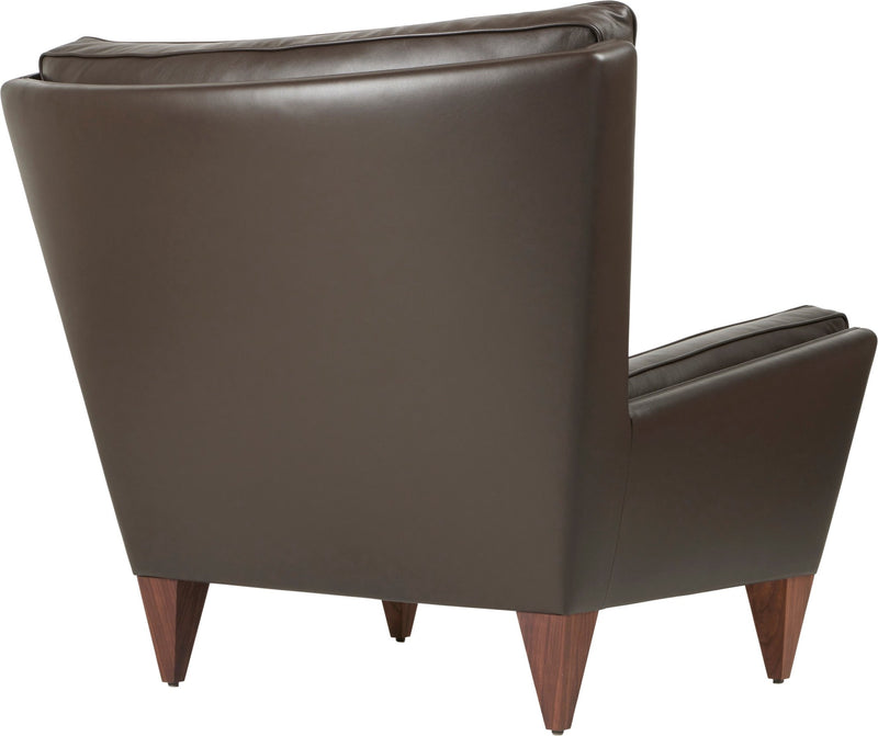 V11 Lounge Chair - Gubi - Chairs - Forli 027 - HORNE
