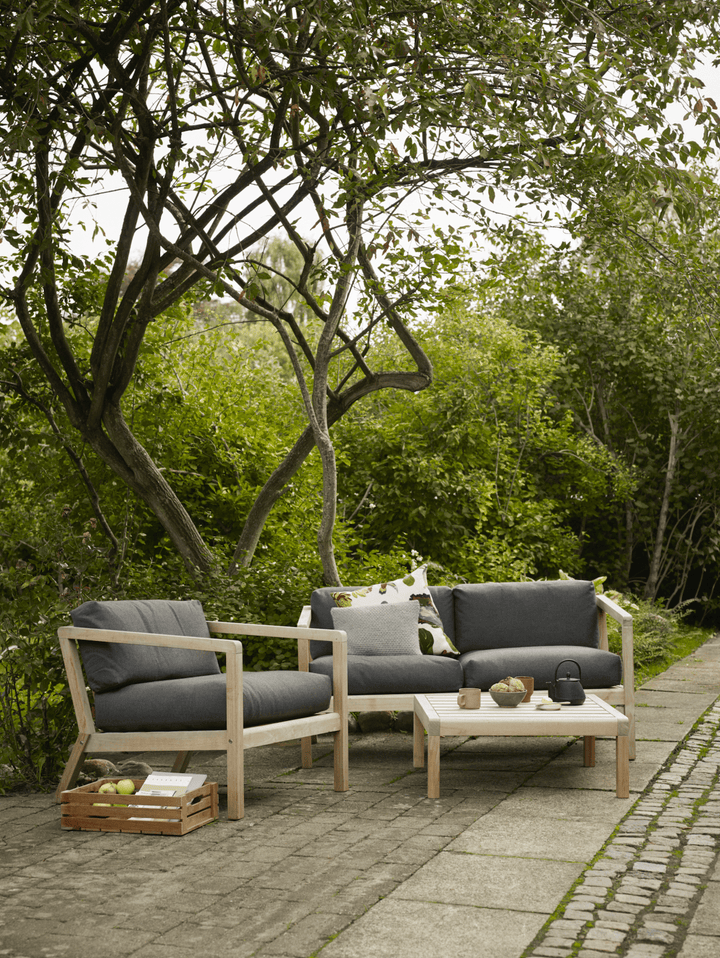 Virkelyst Chair - Skagerak by Fritz Hansen - Outdoor Furniture - Teak / Sea Blue Stripe - HORNE