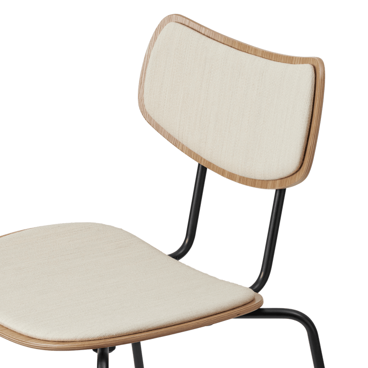 VLA26P Vega Dining Chair - Carl Hansen & Son - Chairs - Black Oak/ Thor 301 Leather - HORNE