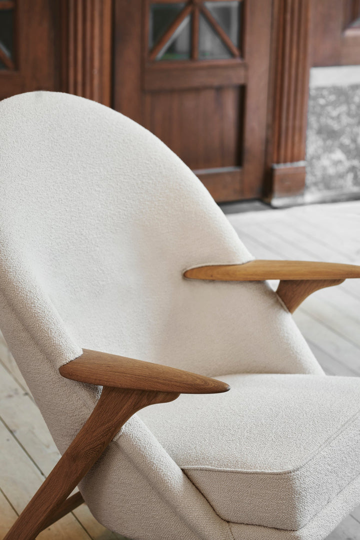 Wingman Lounge Chair - Warm Nordic - Chairs - Vitoria 2387 - HORNE